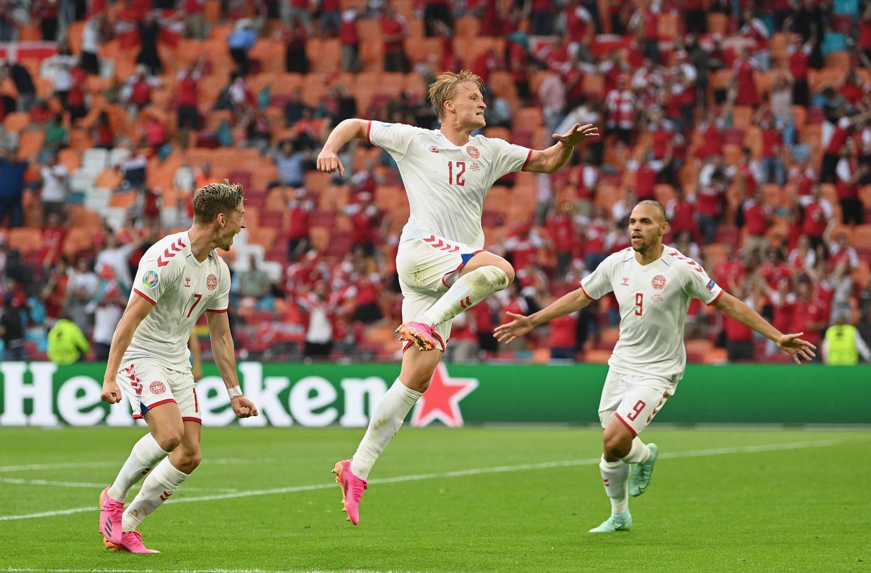 Фора 2:0 в футболе: полное руководство по ставкам и стратегиям